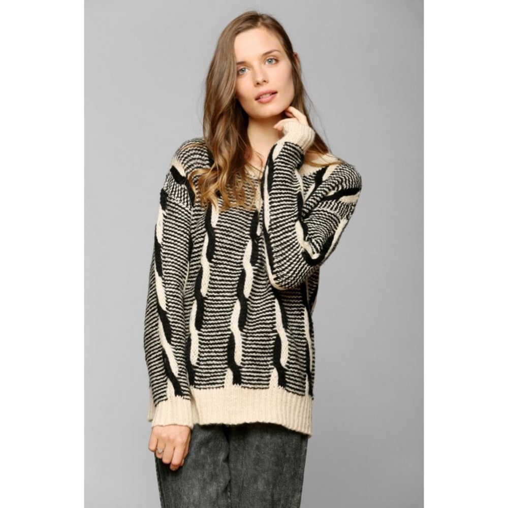 Sparkle & Fade Twisted Cable Sweater (UO - Ivory)
